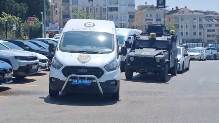 İstanbul Maltepe'de Oto Galeriye Silahlı Saldırı: 1 Yaralı