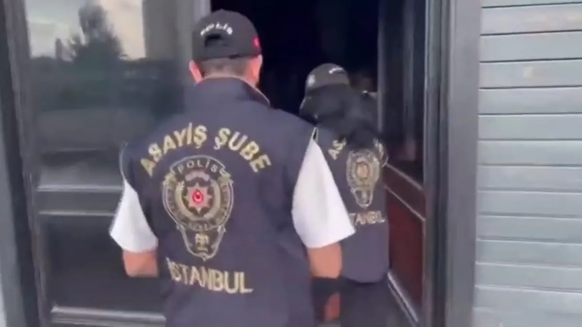 İstanbul'da masaj salonlarına fuhuş baskını: 31 gözaltı