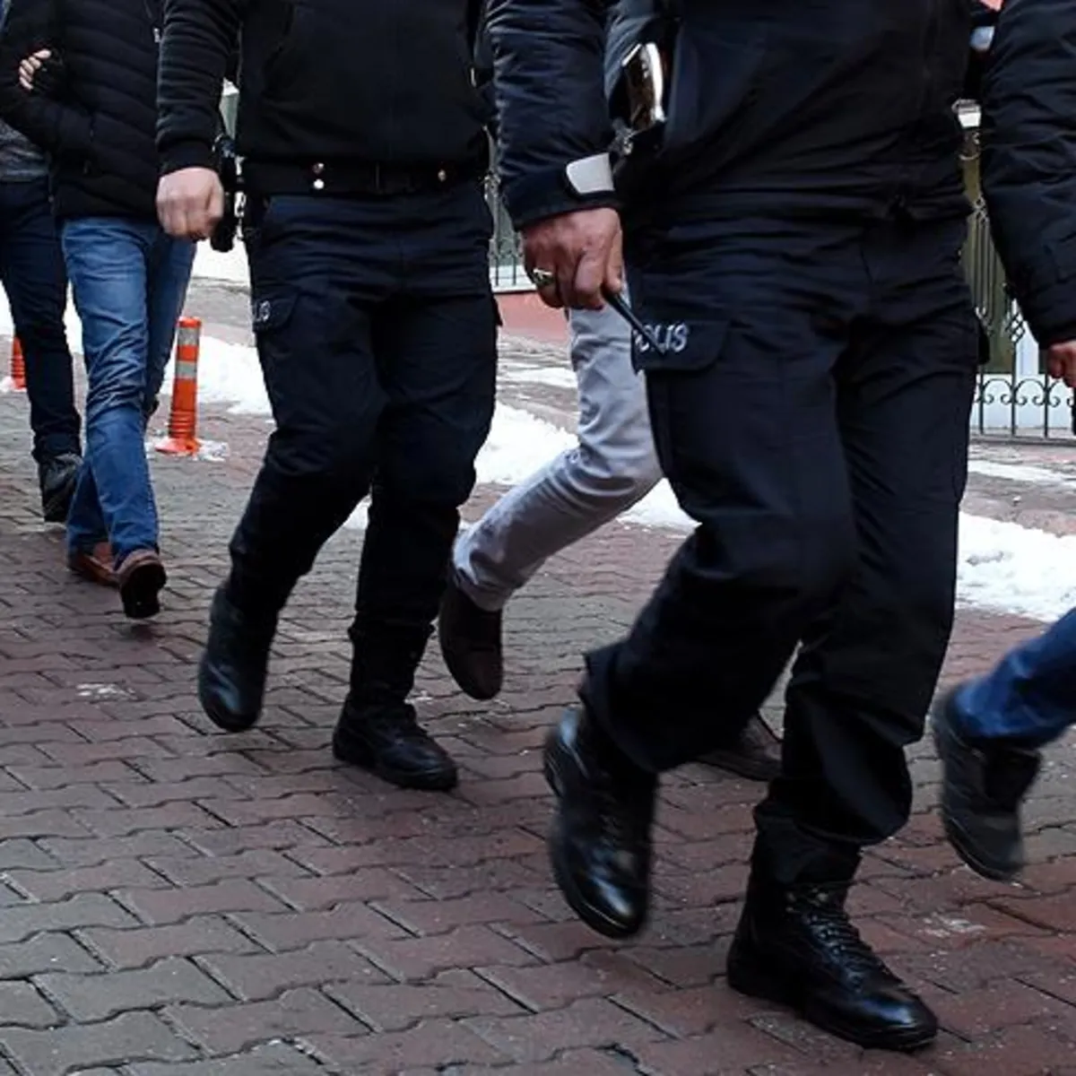 İstanbul Merkezli 6 İlde FETÖ Operasyonu: Emniyet Mahrem Yapılanmasına Darbe