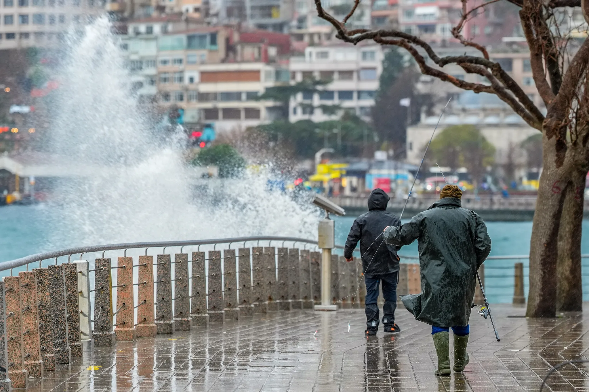 İstanbul'da öğleden sonra sağanak riski: Uzman kritik saatlere dikkat çekti