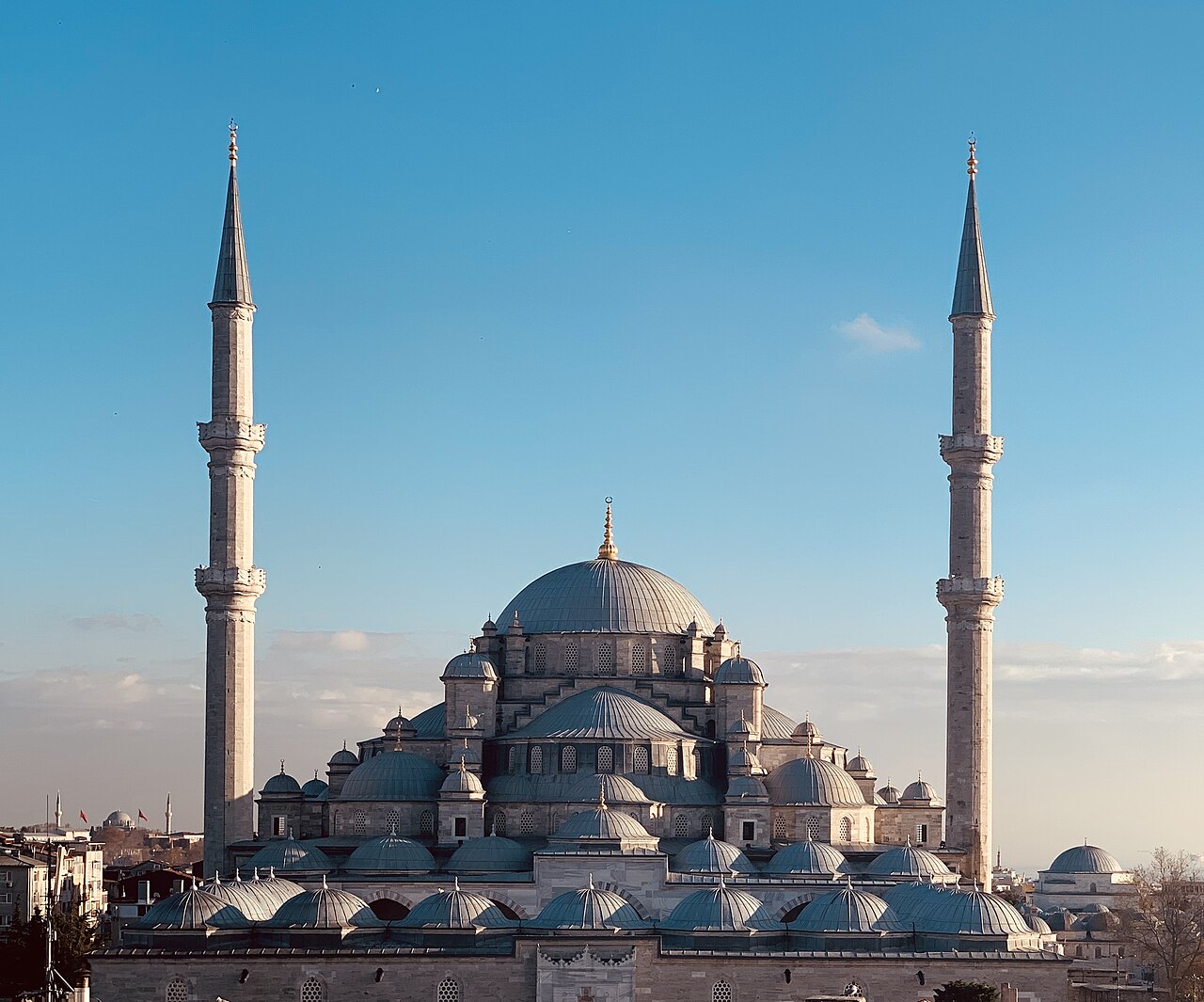 İstanbul'da Okullara Mescit Düzenlemesi: 39 İlçeye Resmi Yazı Gönderildi