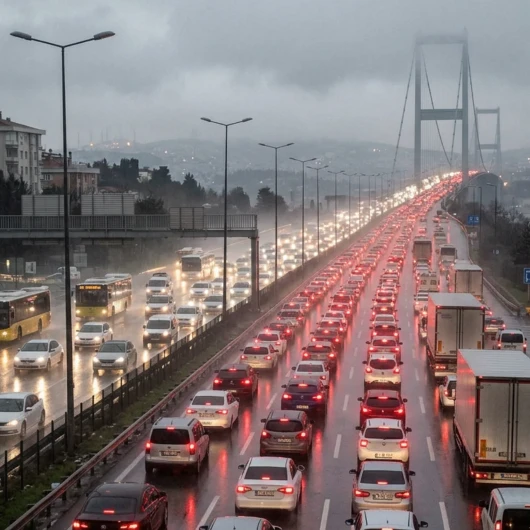 İstanbul'da Sabah Trafiği Felç: Anadolu Yakası'nda Yoğunluk Yüzde 89