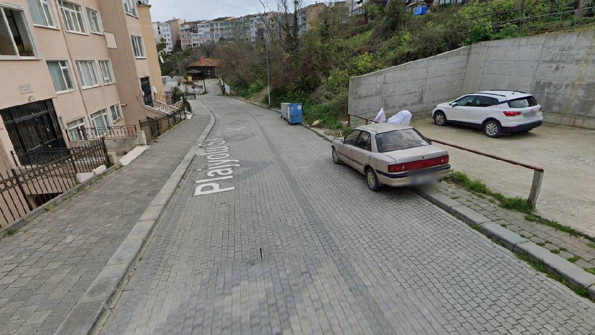 İstanbul Şile'de Yolun Altında Gizli Apartman