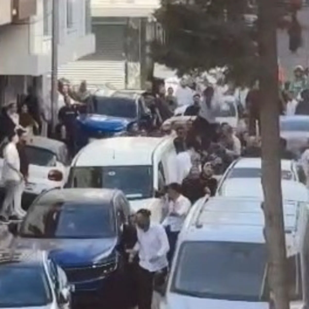 İstanbul Sultangazi'de gelin alma kavgasına biber gazlı müdahale