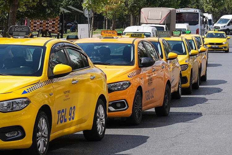 İstanbul'da Taksi Yaş Sınırı Yeniden Düzenlendi: Maliyetler Düşecek