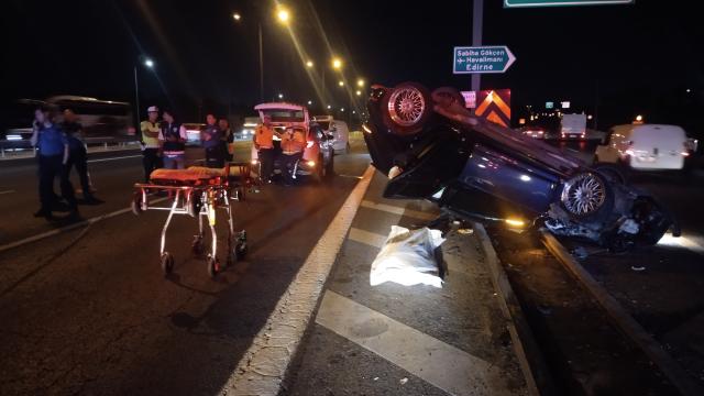 İstanbul TEM'de feci kaza: Sürücü hayatını kaybetti