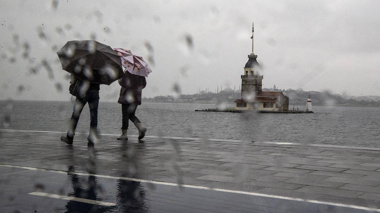 İstanbul Valiliği'nden Sağanak Nedeniyle Eğitime Ara