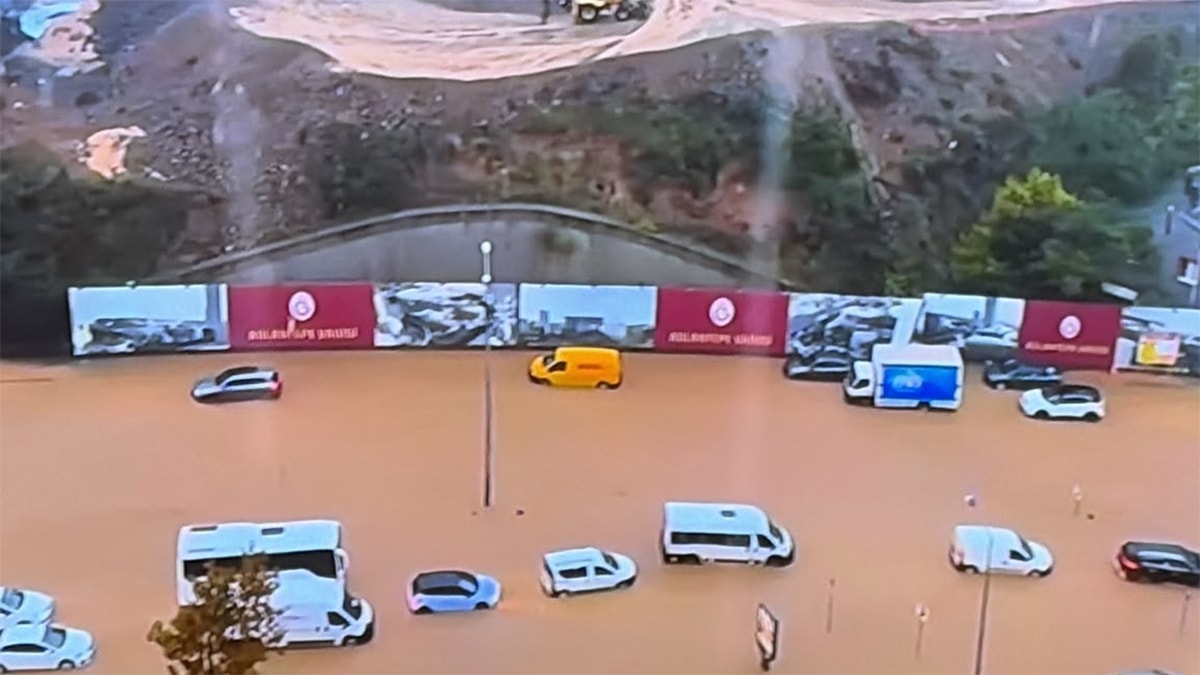 İstanbul Valisi Gül: Yarın Sokağa Çıkmayın