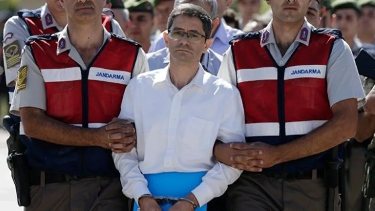 İstanbul ve Muğla'da FETÖ operasyonu: Kemal Batmaz'ın kızı da gözaltında