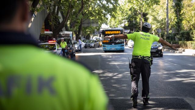İstanbul'da Yarın Trafik Kısıtlaması: Fatih, Beyoğlu ve Beşiktaş'ta Yollar Kapalı