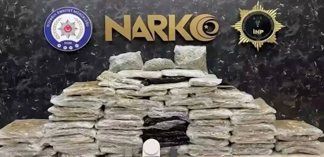İstanbul'da Yemek Kuryesi Kılığında Uyuşturucu Sevkiyatı: 2 Tutuklama