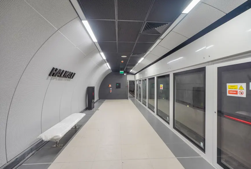 İstanbul'a Dev Metro Müjdesi: Halkalı-Arnavutköy Hattı Pazartesi Açılıyor