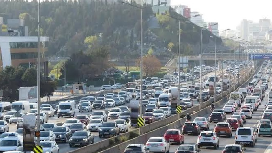 İstanbul'da Yeşilay Bisiklet Turu: Fatih, Beyoğlu ve Beşiktaş'ta Trafik Kapanıyor