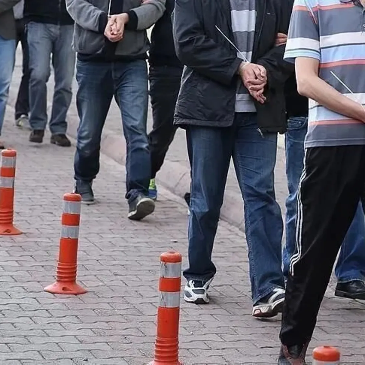 İstanbul'da 10 yılda 13 bin 272 FETÖ şüphelisi tutuklandı