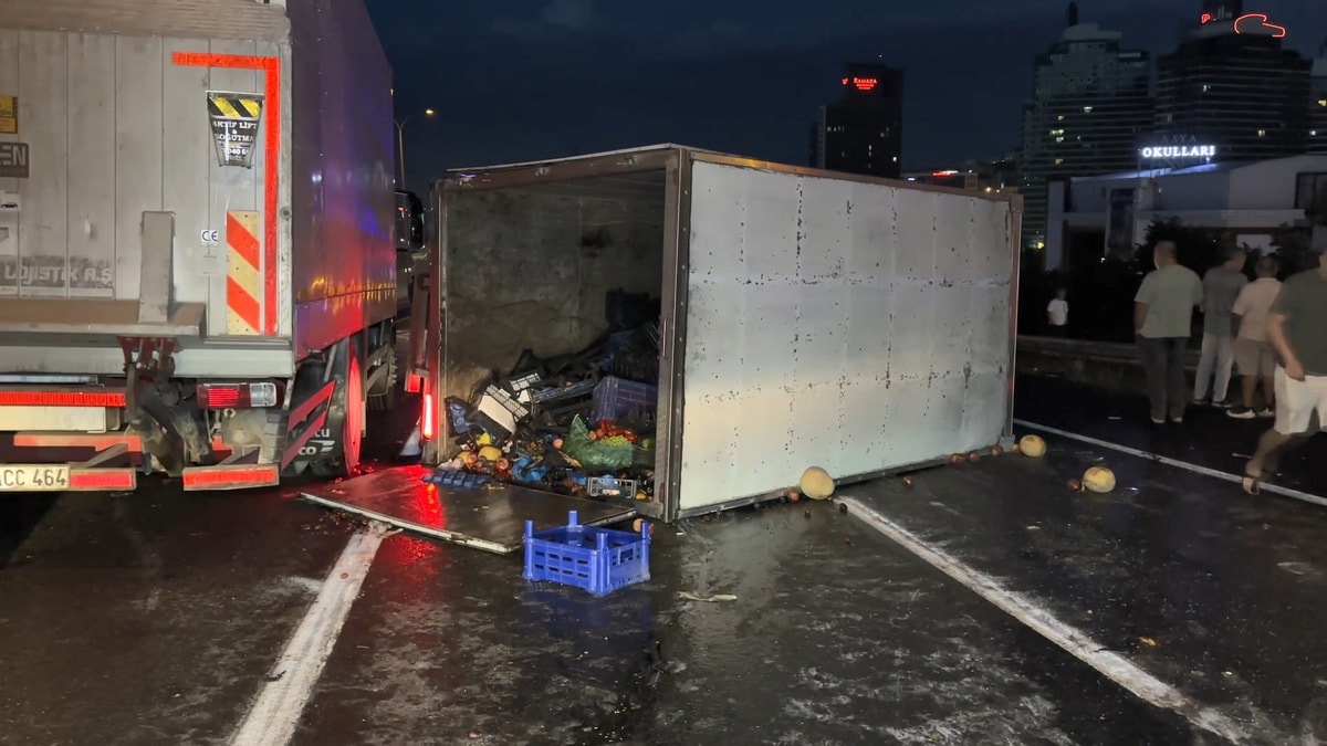 İstanbul'da 11 Araçlık Zincirleme Kaza: Çok Sayıda Yaralı