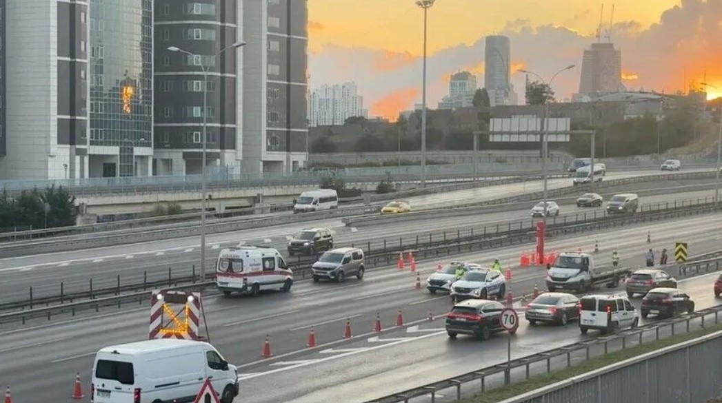İstanbul'da 30 Ağustos Provaları: Bu Yollar Trafiğe Kapatıldı