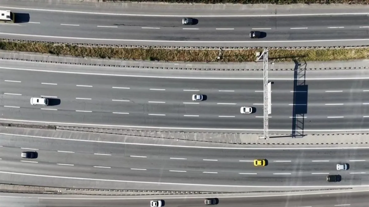 İstanbul'da Bayram Sessizliği: Trafik Yoğunluğu Yüzde 1'e Düştü