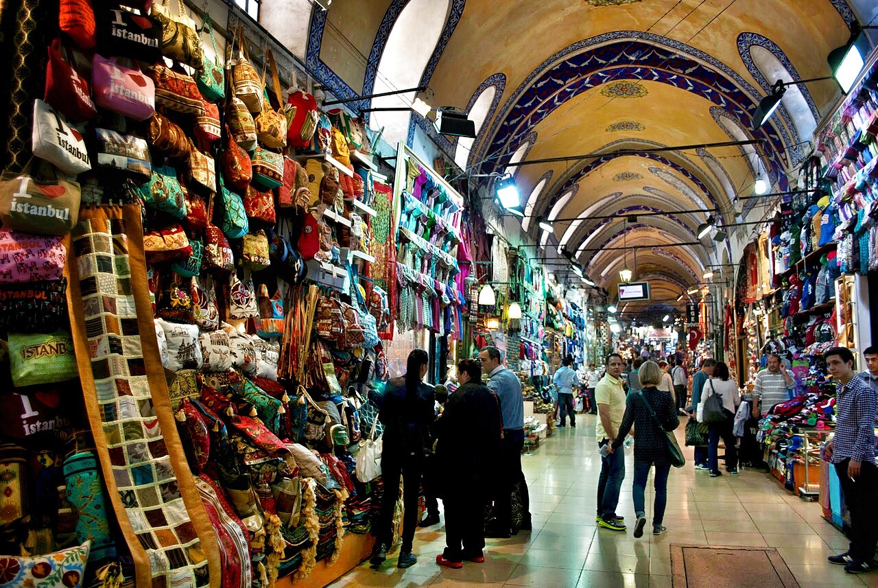 İstanbul'da bayramın ikinci günü tarihi ve turistik yerler doldu taştı