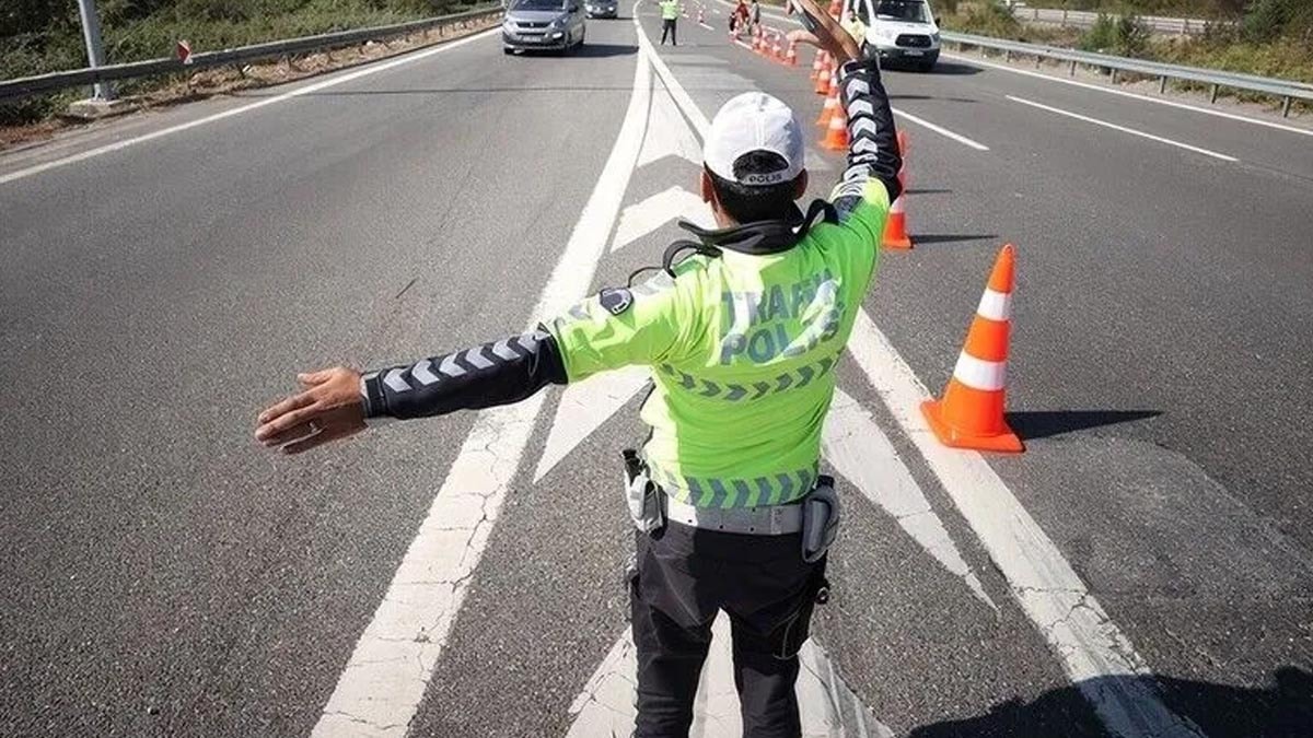 İstanbul'da Cumhuriyet Bayramı Provası: Vatan Caddesi Kapandı