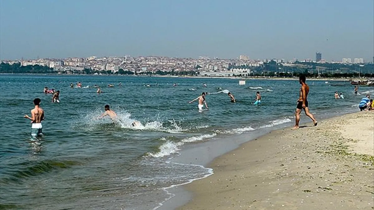 İstanbul'da denize girmek için 95 güvenli plaj belirlendi