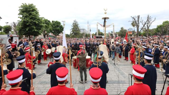 İstanbul'da Fetih Coşkusu Mehteran Konserleriyle Yaşatılıyor