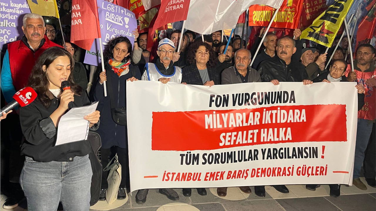 İstanbul'da 'fon vurgunu' protestosu: Bağımsız komisyon çağrısı