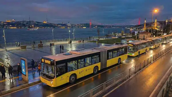İstanbul'da Okulların İlk Günü Toplu Ulaşım Ücretsiz