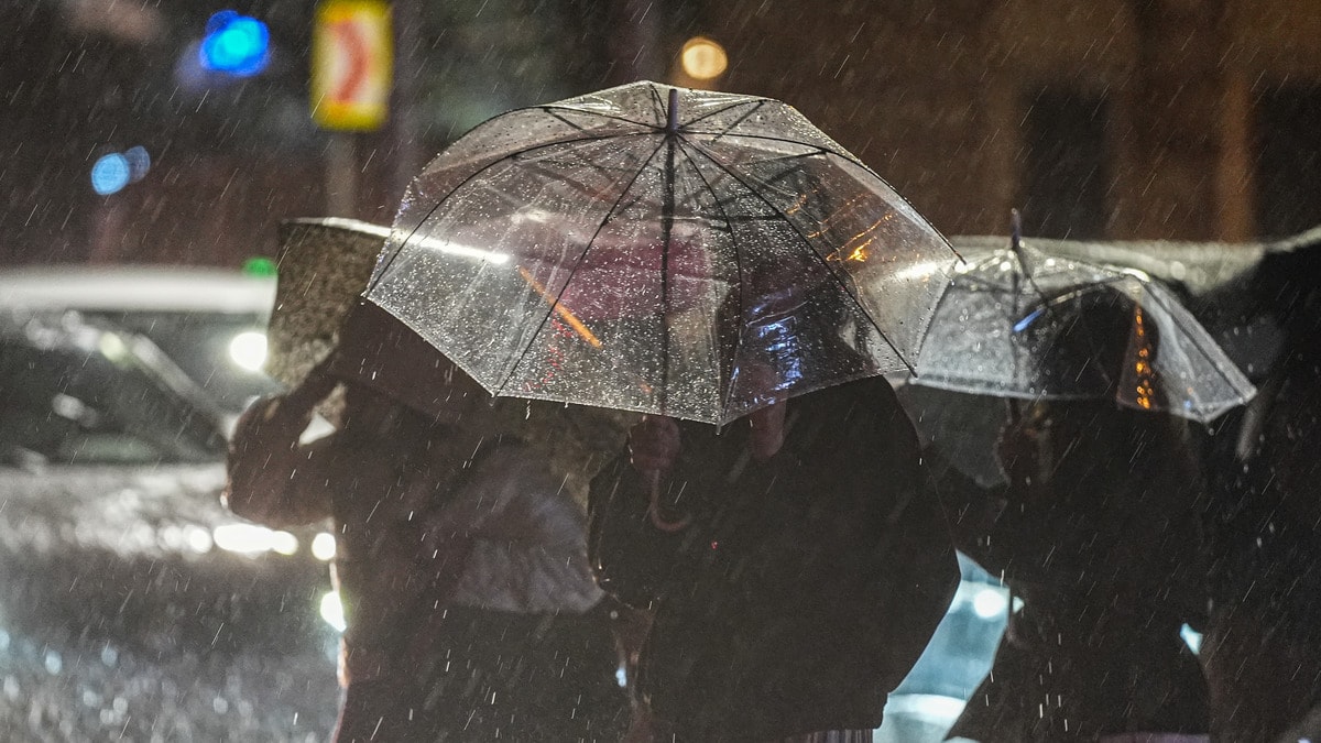 İstanbul'da Sel Alarmı: Anadolu Yakası İçin Saat Verildi