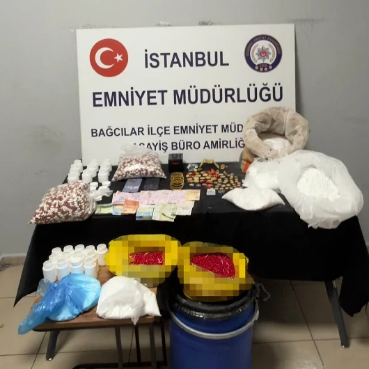 İstanbul'da Uyuşturucu Operasyonu: 16 Kilo Ham Madde ve Altın Ele Geçirildi