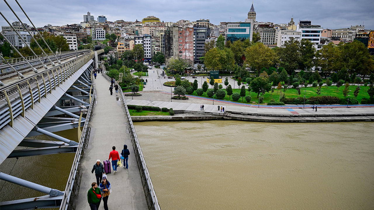 İstanbul'da Yağışlar Sona Eriyor, Sıcaklıklar Mevsim Normallerine Dönüyor
