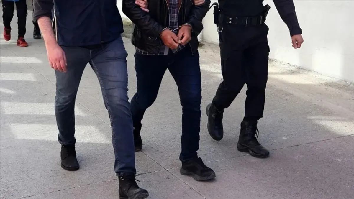 İstanbul'da yeni nesil suç örgütü operasyonu: 'Hem de iki kez sıktı’ mesajı ortaya çıktı