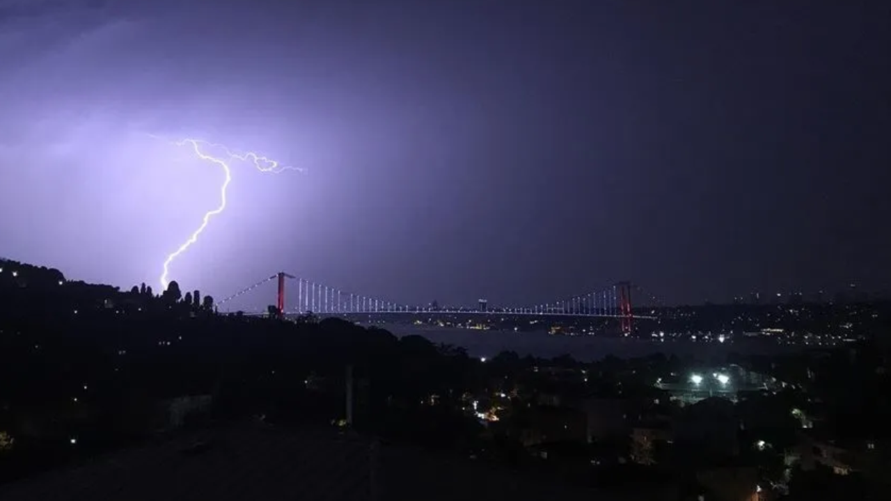 İstanbullular dikkat! Perşembe günü gökyüzü adeta kükreyecek