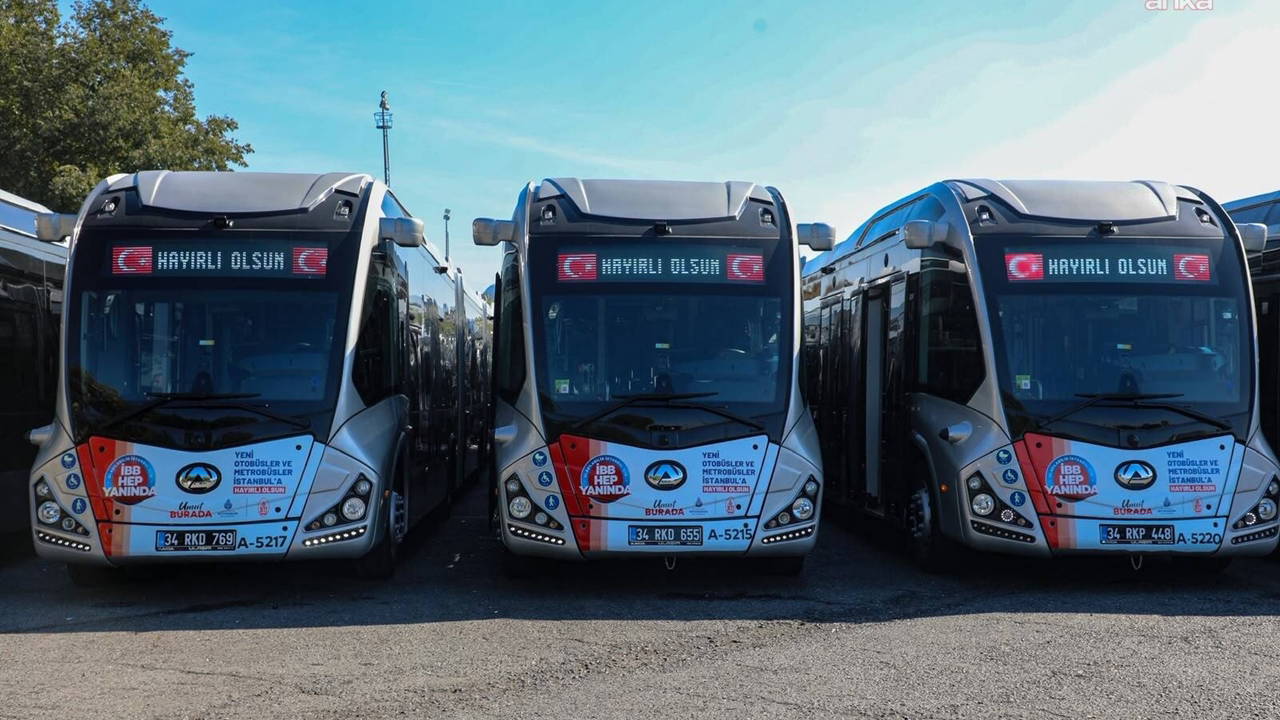 İstanbul'un Yeni Metrobüsleri Hizmete Başladı
