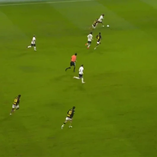 İsveç'te Tarihi Maç: İkinci Yarıda 11 Gol
