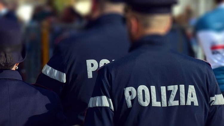 İtalya'da dehşet: Göçmenleri yaktılar, 2 gözaltı