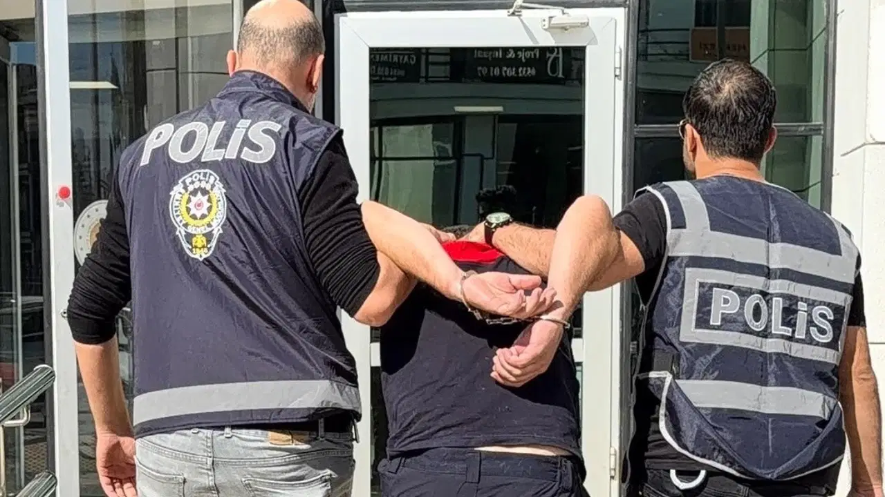 İtfaiye eri eski sevgilisinin evini ateşe vermişti: Ebru Serep 6 günlük yaşam mücadelesini kaybetti