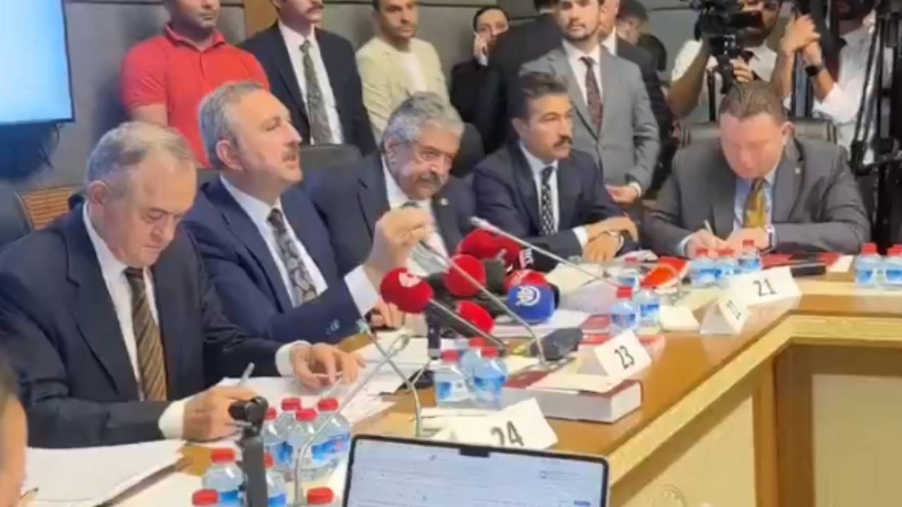 İYİ Parti'den Çerçeve Yasa Hamlesi: Canlı Yayın Talebi