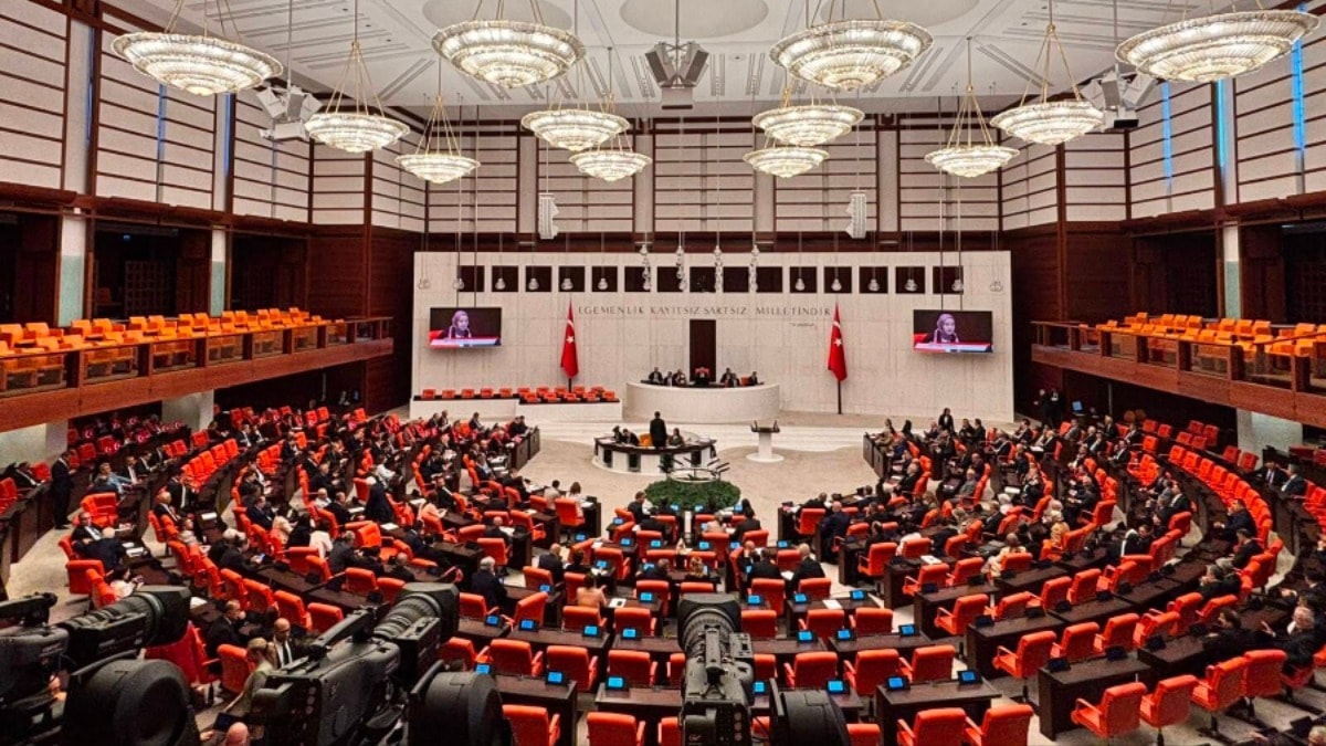 İYİ Parti'nin Milli Dayanışma Teklifi TBMM'de Reddedildi