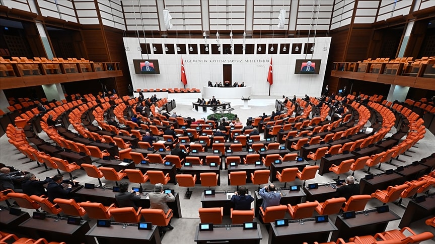 İYİ Partili Çömez'den araç muayene ihalesinde rüşvet iddiası