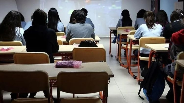 İzinsiz Eğitime Sıkı Denetim: Kütüphane ve Kafe Adı Altındaki Kurslar Kapatılıyor