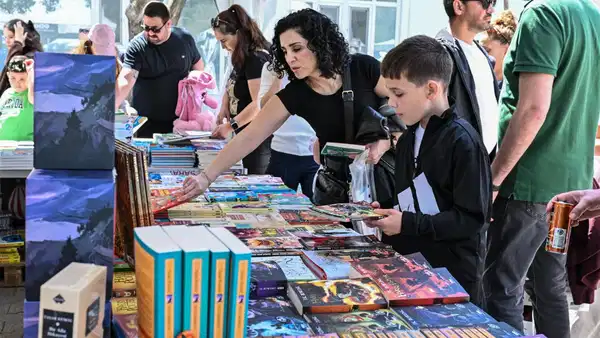 İZKİTAP 8. İzmir Kitap Fuarı 19 Eylül'de Kapılarını Açıyor