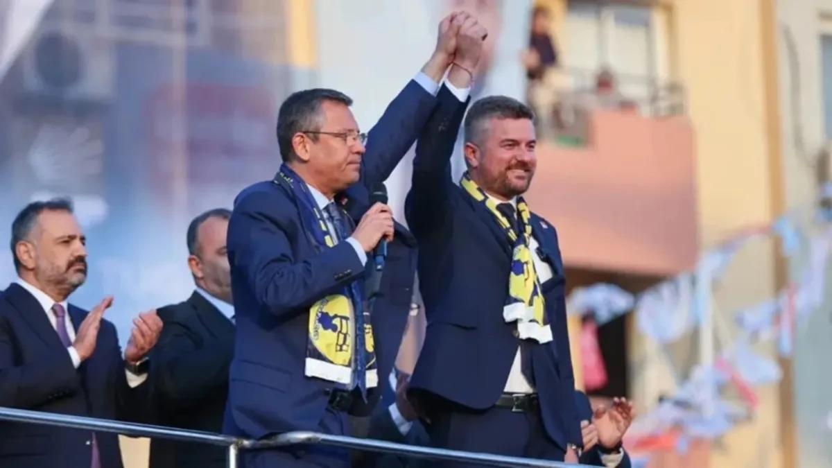 İzmir Buca Belediyesi'ne yolsuzluk operasyonu: Başkan Görkem Duman gözaltında