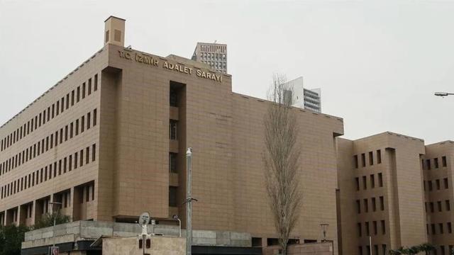 İzmir Büyükşehir Belediyesi yolsuzluk soruşturmasında 2 tutuklama