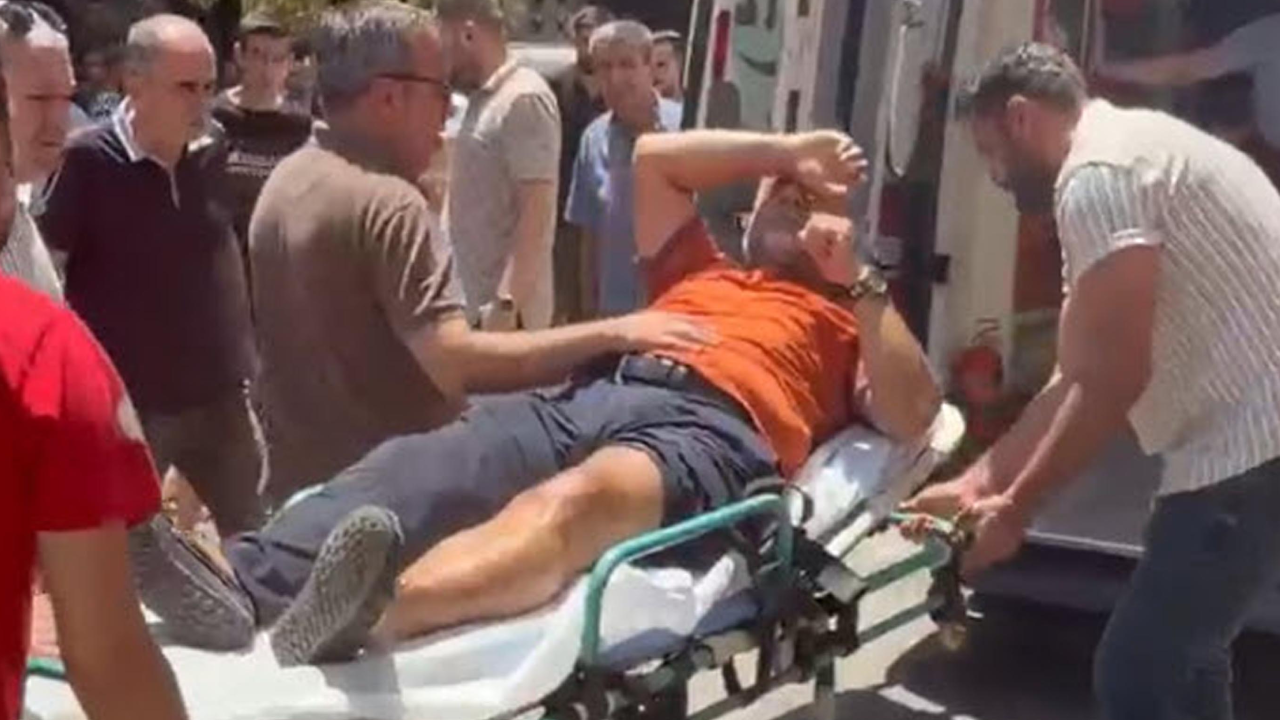 İzmir'de husumet kavgası: Bacağından vurulan kişi yaralandı
