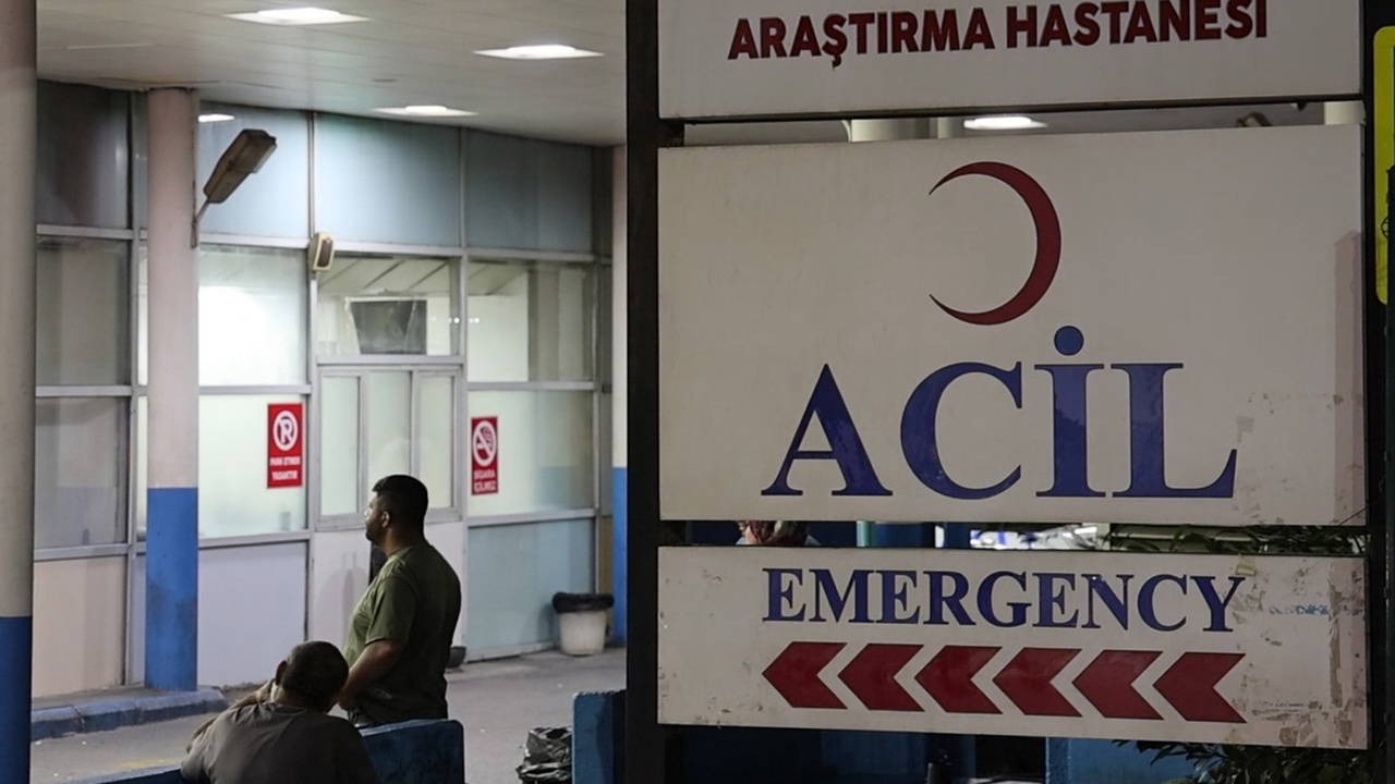 İzmir'de kavgada darbedilen genç hayatını kaybetti