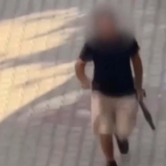 İzmir'de Pompalı Saldırı: Araçlara Ateş Açan Şüpheli Yakalandı