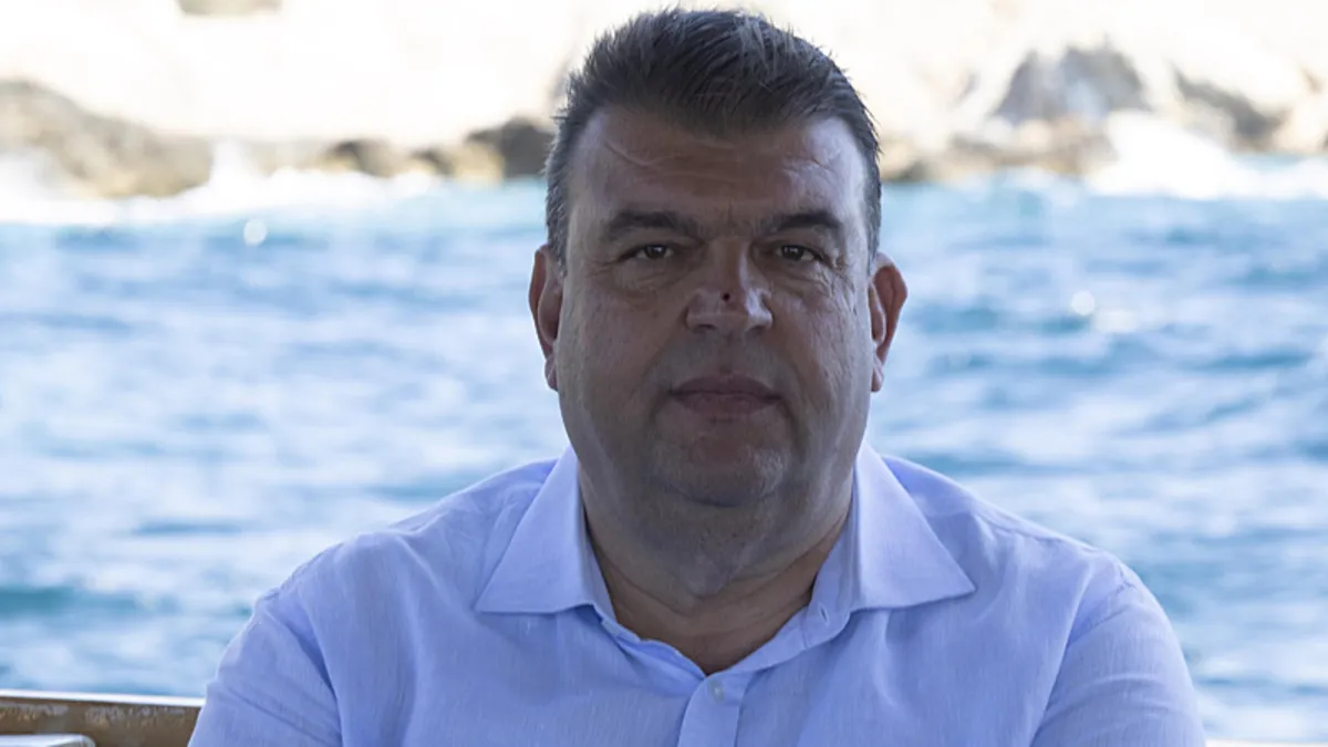 İzmir Seferihisar Belediye Başkanı İsmail Yetişkin tutuklandı