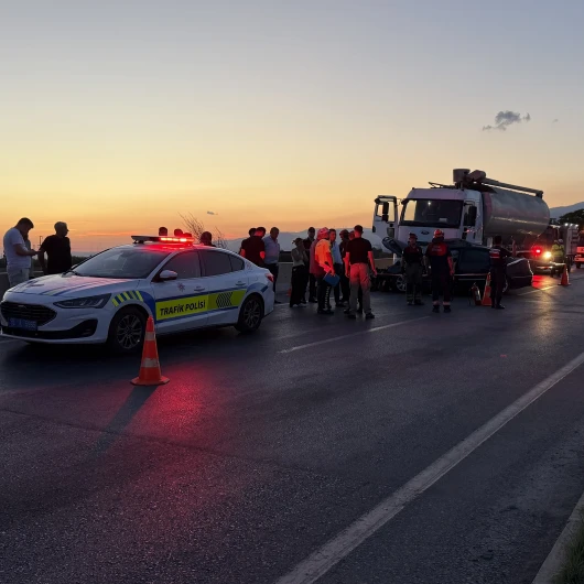 İzmir'de Tanker Kazası: Karı Koca Hayatını Kaybetti