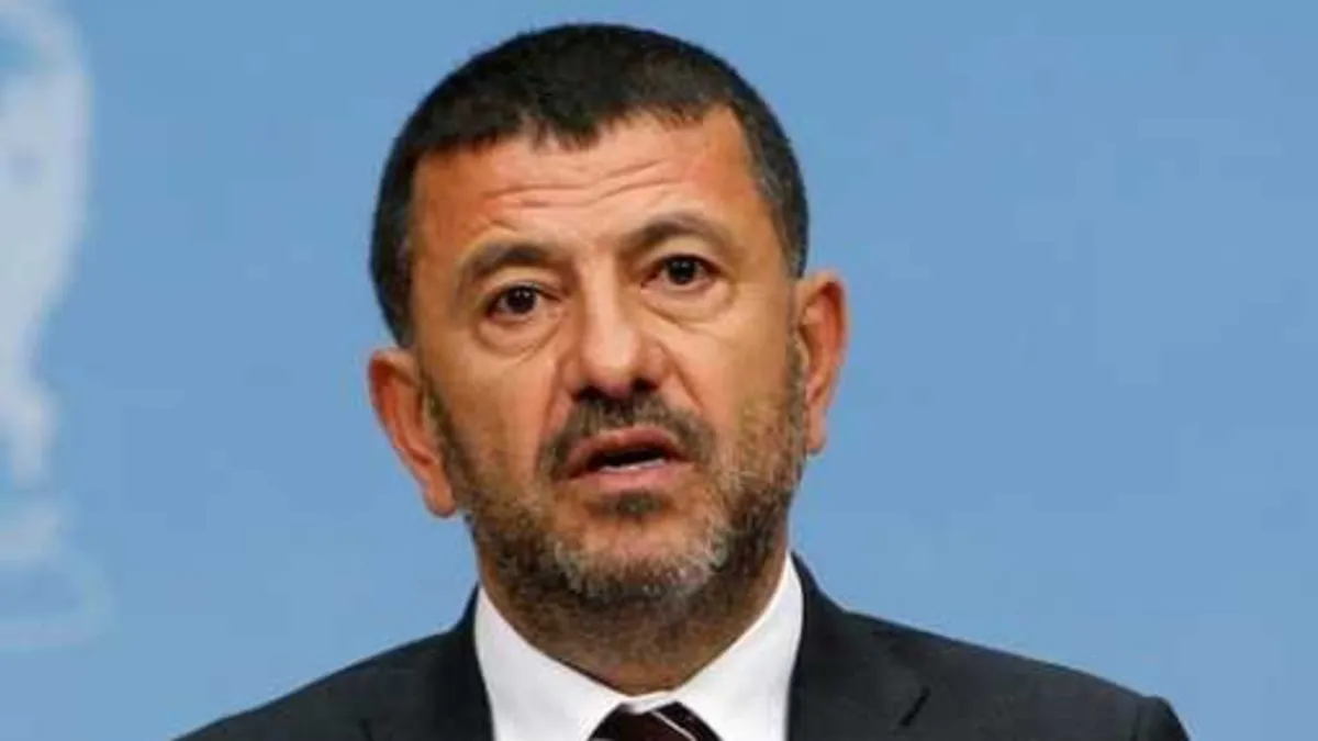 İzmir'deki yolsuzluk soruşturmasında Veli Ağbaba'nın ağabeyi de gözaltında