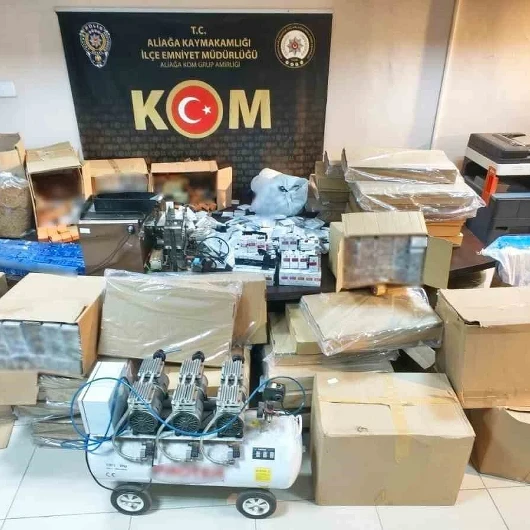 İzmir'de 5 Milyon TL'lik Kaçak Ürün Operasyonu: 15 Şüpheli Hakkında Adli İşlem